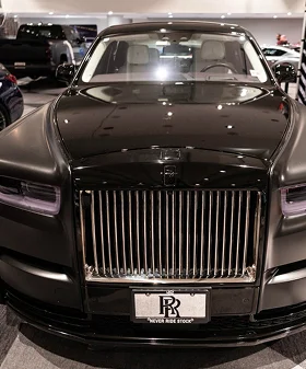 Rolls Royce Phantom VIII Luxury Car Hire London