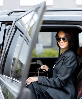 Range Rover Exterior and Interior